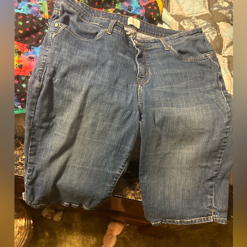 Levi’s women’s 20 capris